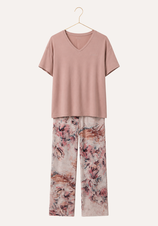 Pajamas: Short Sleeve Top (Viscose Lycra) And Pants (100% Viscose)