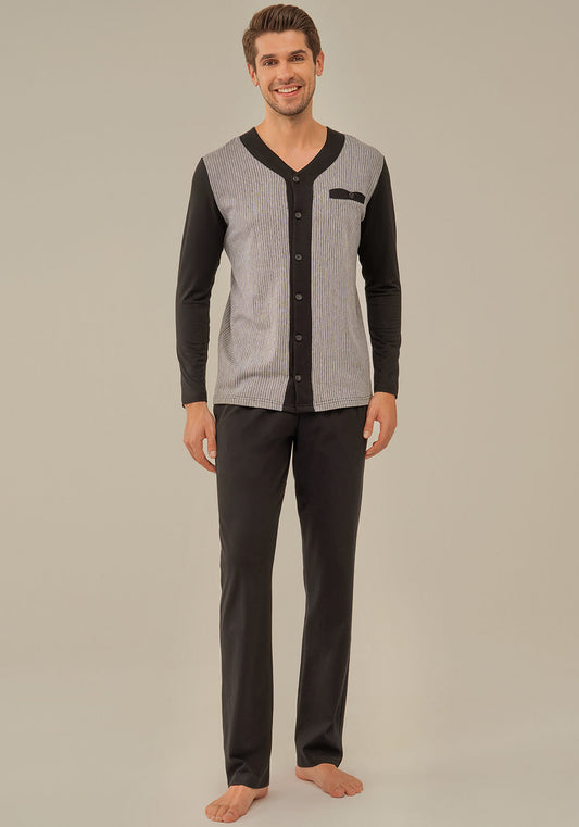 بيجامة رجالية بأكمام طويلة
