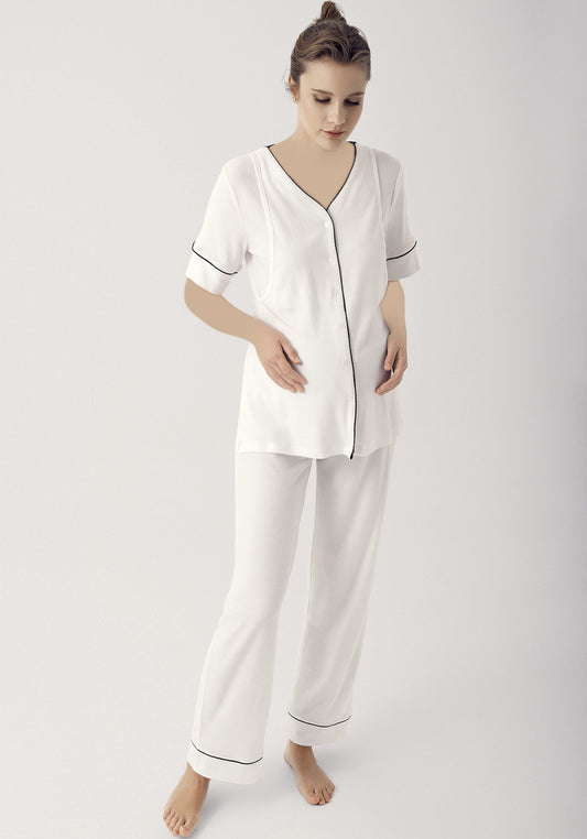 بيجامة أمومة بأزرار