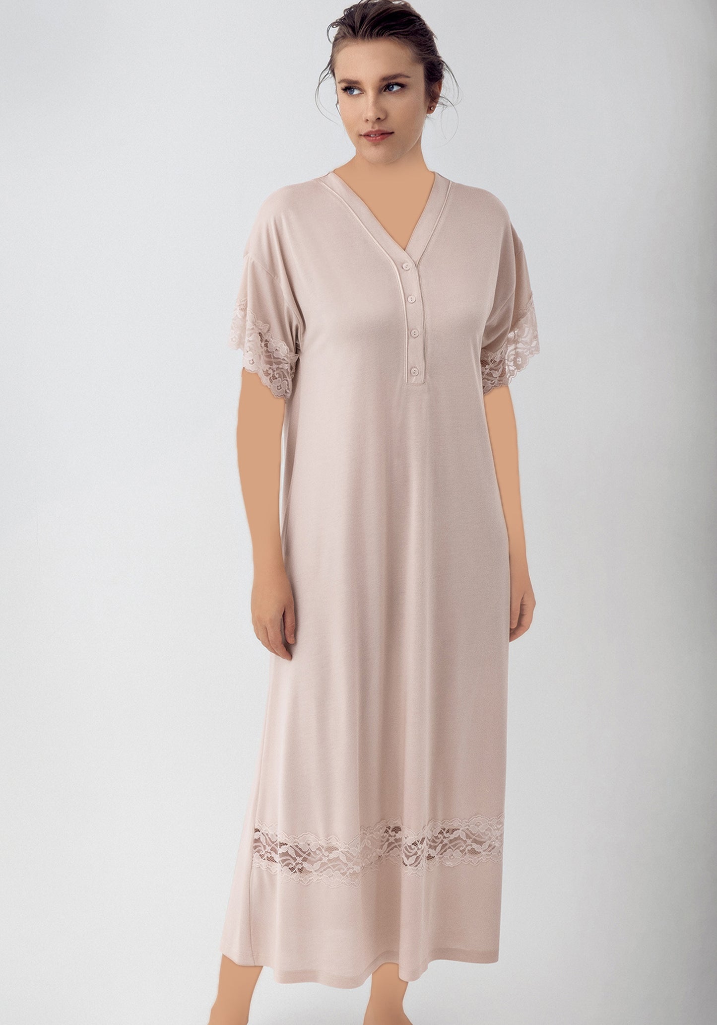 قميص نوم طويل بأكمام قصيرة للأمهات