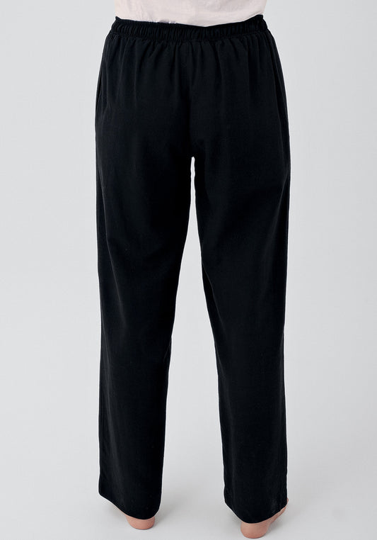 الملابس العرضية: بنطلون من الكتان