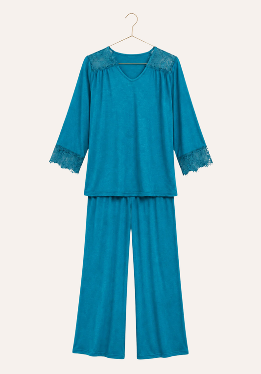Pajamas: Viscose Elastan Top And Pants With Lace Detail On The Top And Sleeves