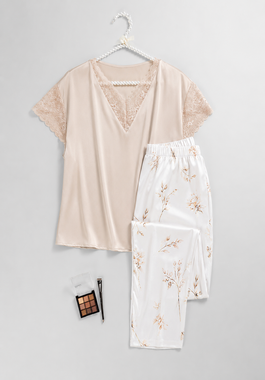 Lingerie Pajama: Satin Mega Sleeve V-Lace Shoulder Lace Plain Top And Satin Printed Pants