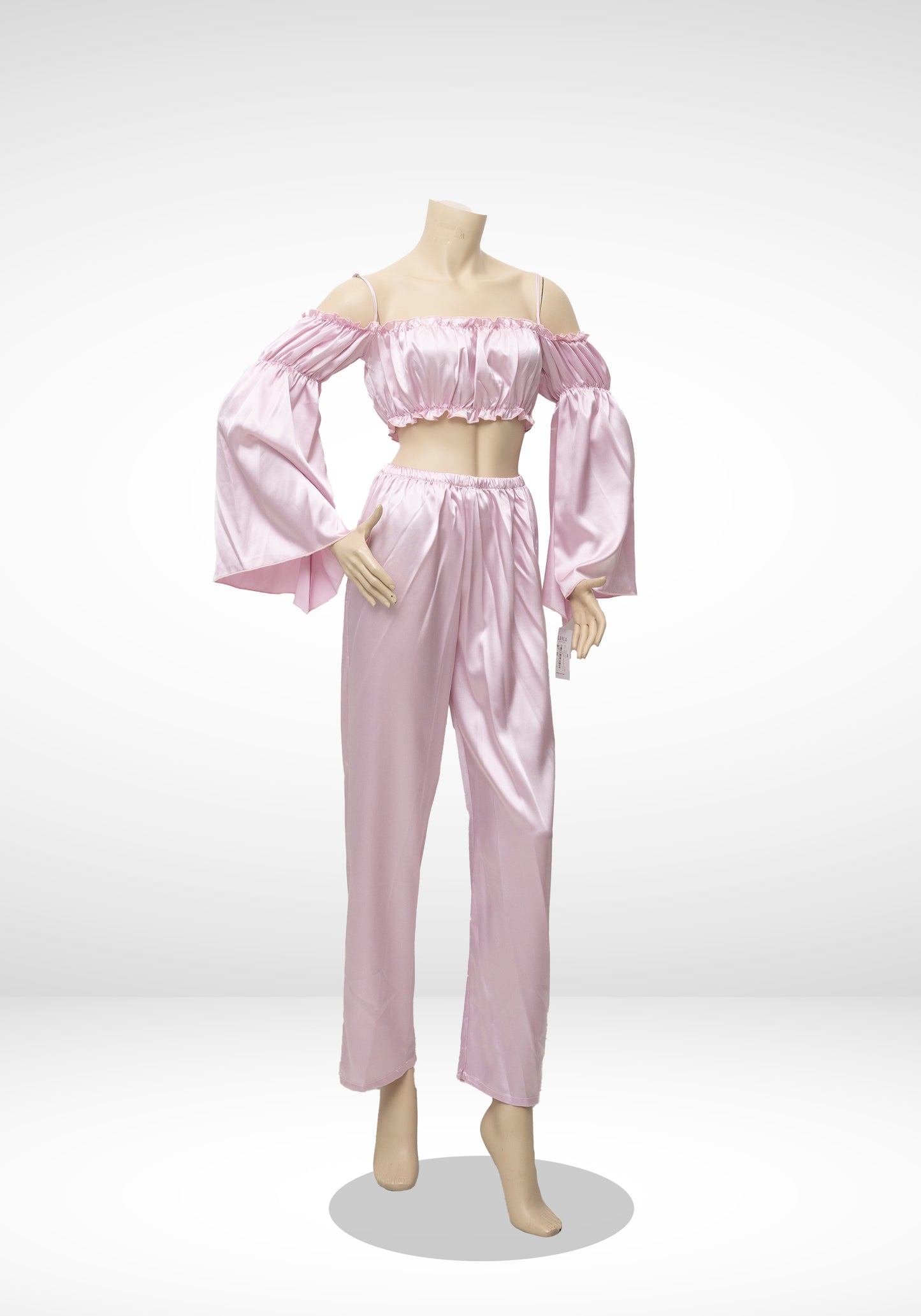 LNGR Satin Full Shoulder Sleeve Bra And Pant Set