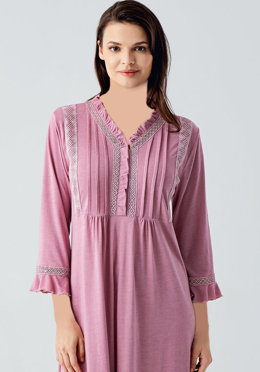 فستان طويل بأكمام قصيرة ومقاس كبير