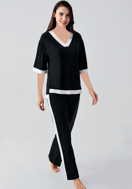 طقم رياضي مريح بأكمام قصيرة ورقبة على شكل حرف V من S&L