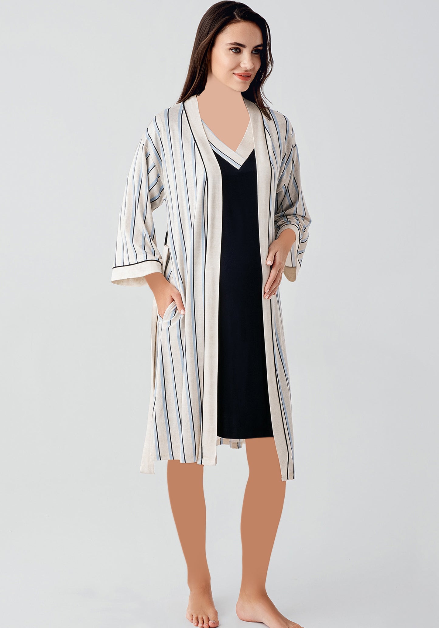 طقم ملابس نوم وروب مخطط للأمومة مكون من قطعتين