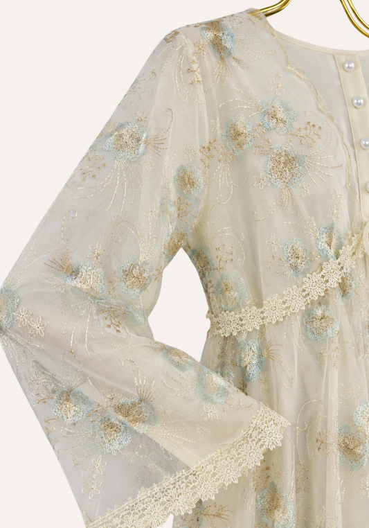 Maternal Short Robe Set: Long Sleeve Buttoned Nighty And Long Sleeve Organza Dantel Robe