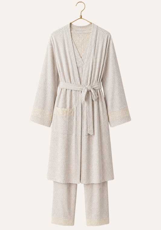 Maternal 3 Pieces Set: Pajamas With Long Robe