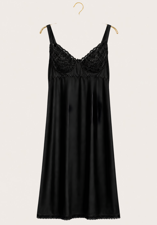 Short Slip: Wide Shoulder Strap Full Lace Unpadded Cup Short Under Slip
