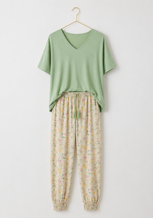 Pajamas: Short Sleeve Top (Viscose Lycra) And Pants (100% Viscose)
