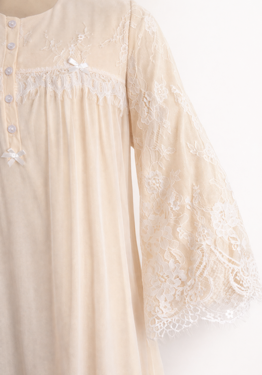Woven Viscose Long Sleeves Long Nighty With Dantel In The Front & Sleeves With Buttons