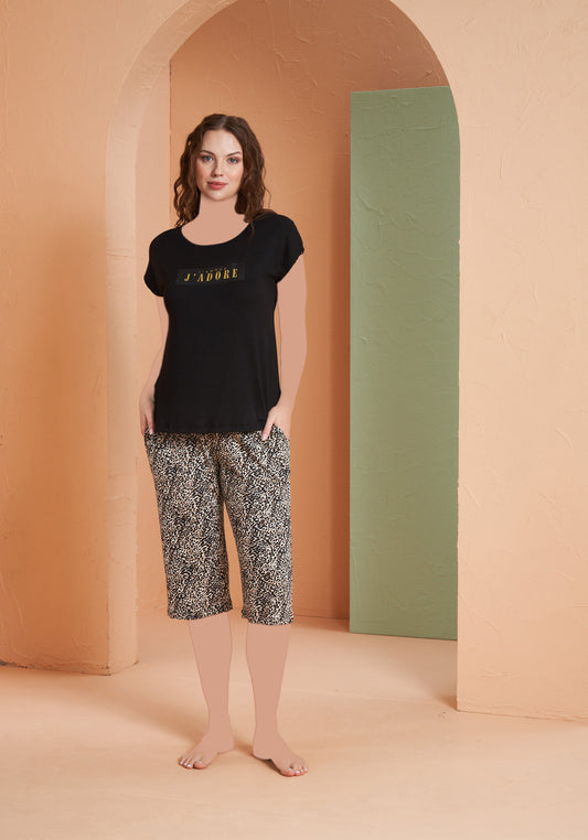 Viscose Lycra Short Sleeve Top And Leopard Capri Set