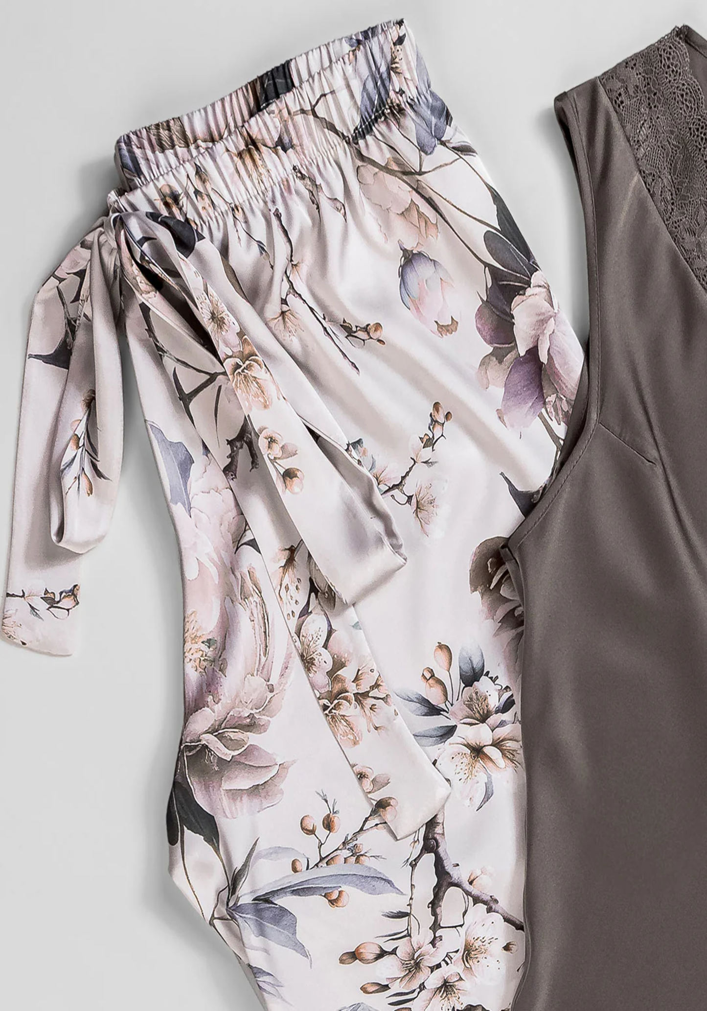 Lingerie Pajama: Satin Sleeveless V-Lace Plain Top And Satin Floral Printed Pants