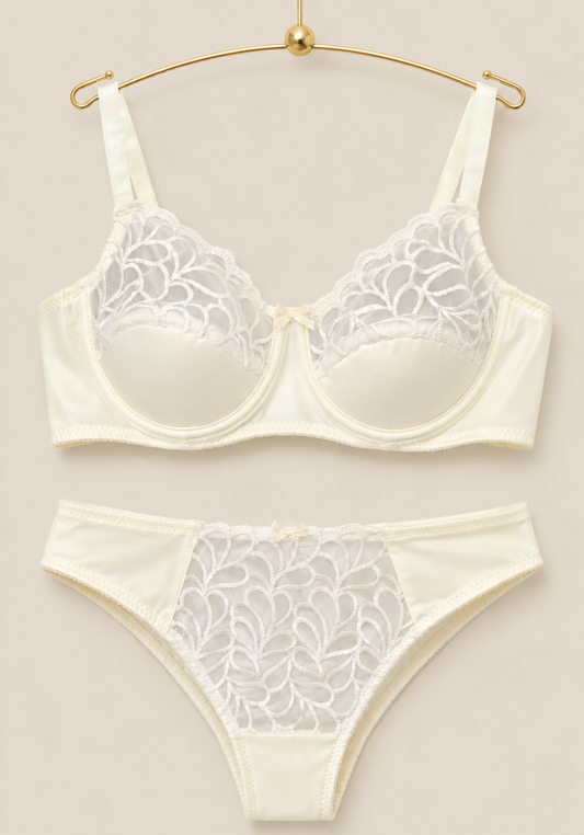 Bridal Bra Set: Half Plain Padded Half Dantel Cup Bra And Panty With Dantel Detail