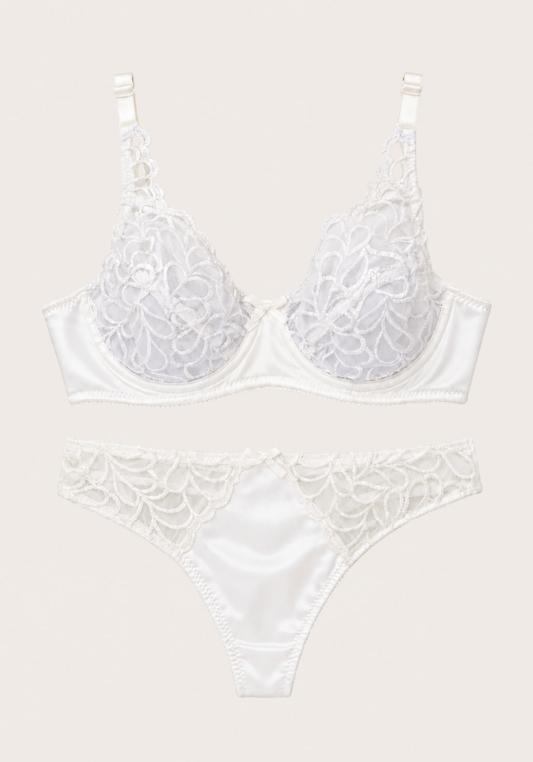 Bridal Bra Set: Full Dantel Cup Bra And Panty With Dantel Detail