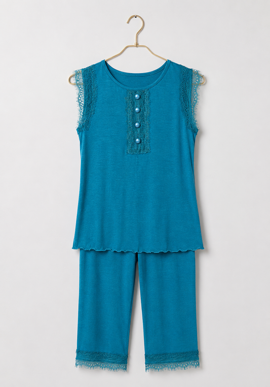Capri Set: Viscose Elastan Sleeveless Top And Capri With Lace Detail