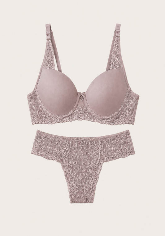Lingerie Bra Set: Plain Padded Cup Bra With Lace Detail And Full Dantel Panty