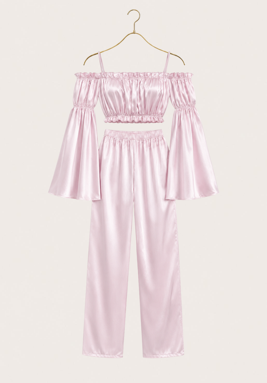LNGR Satin Full Shoulder Sleeve Bra And Pant Set