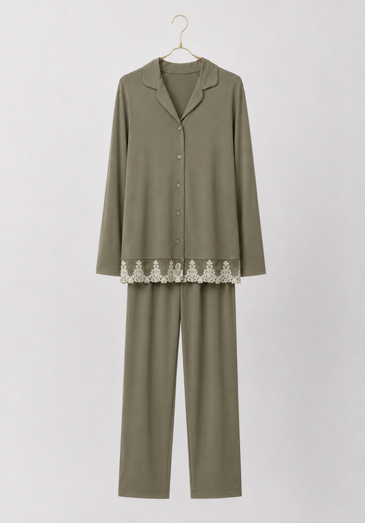 S&L Long Sleeve Lace Collar Button Pajama