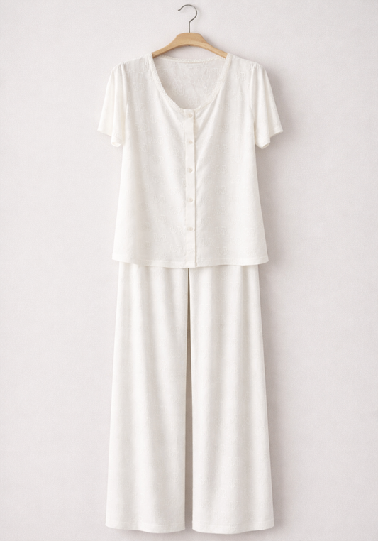 Maternal 3 Pieces Set: Pajamas With Long Robe