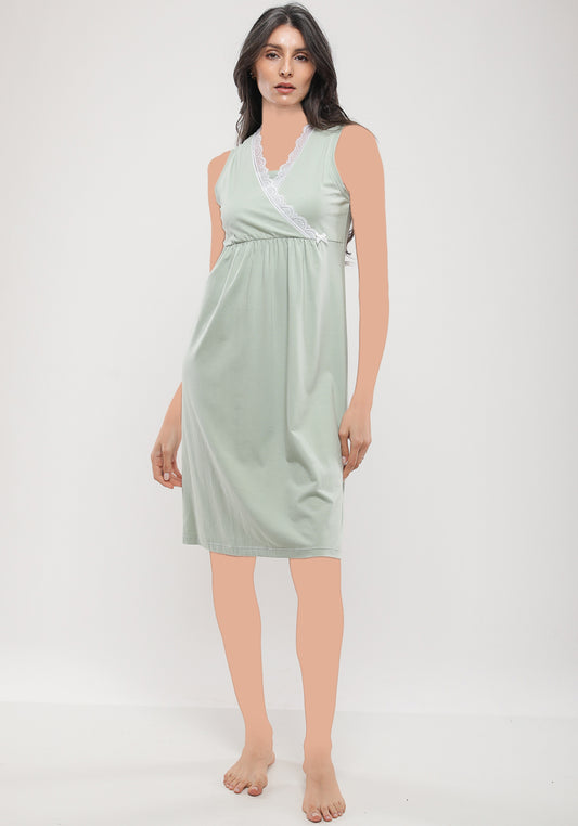 Maternal Plain Nighty And Long Sleeve Printed Robe