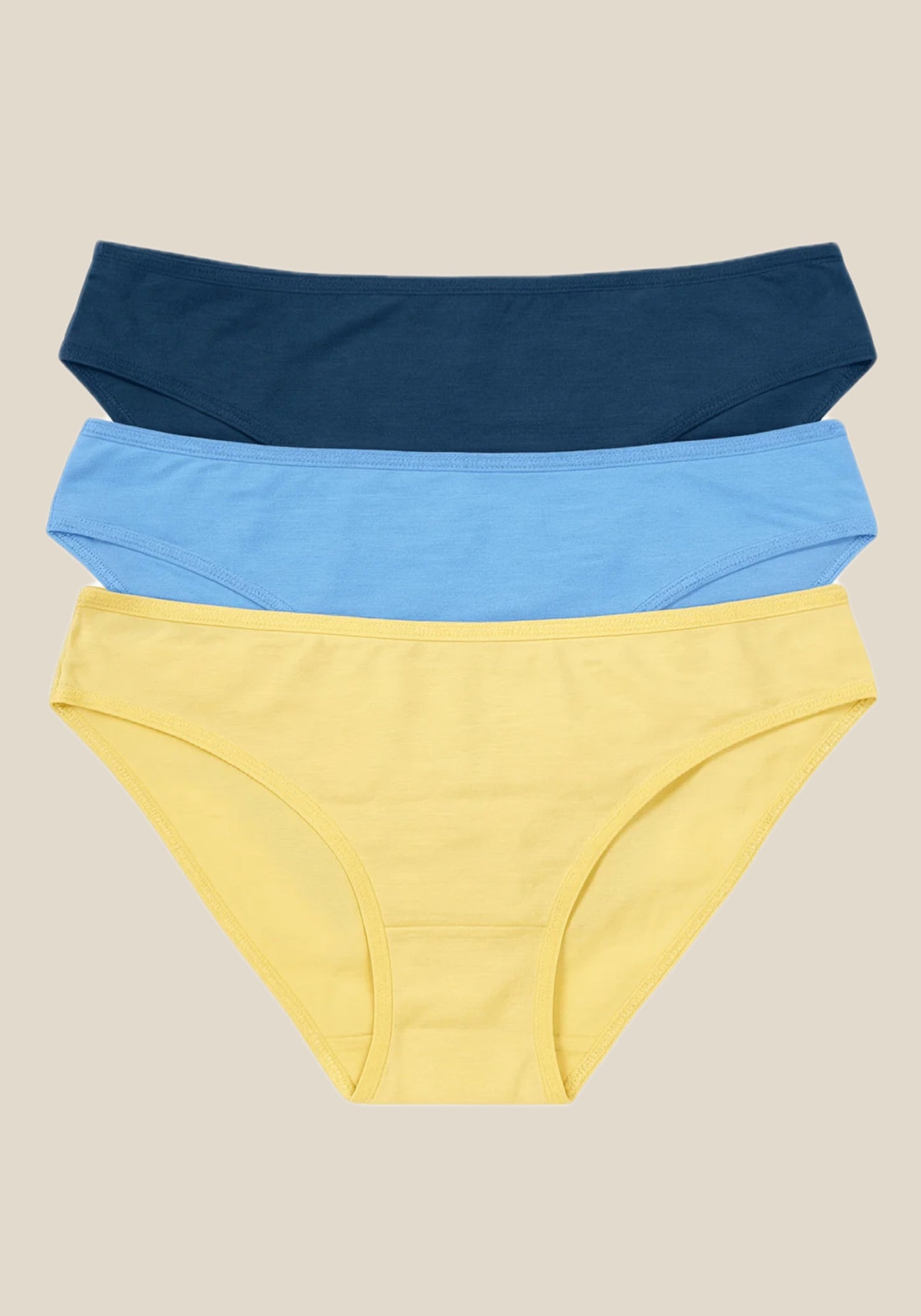 مجموعة بيكيني سادة UNDR مكونة من 3 قطع