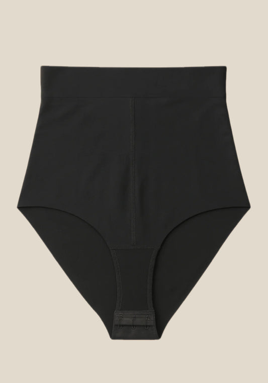 كيلوت UNDR Molly Extra Hi Waist