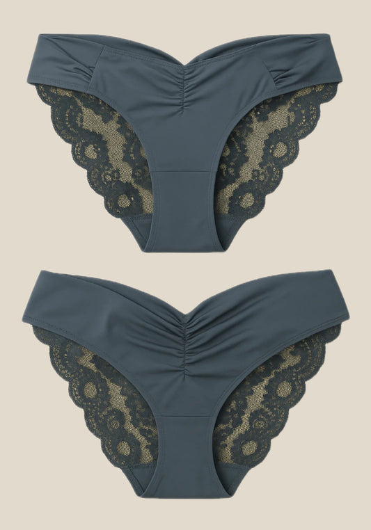 سراويل داخلية تانجا زرقاء مدخنة من UNDR Betty