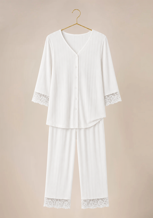 Jacquard Long Sleeve Buttoned Front Pajamas With Dantel Details