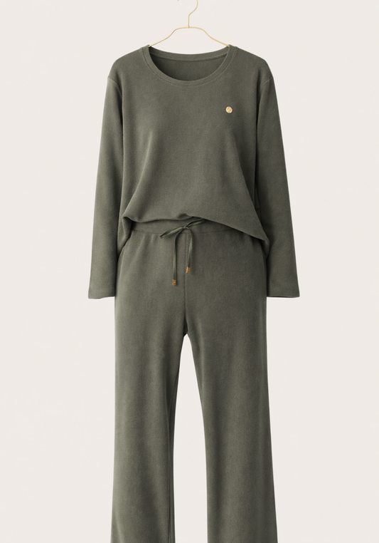 Long Sleeve Pajamas (Pes Els)
