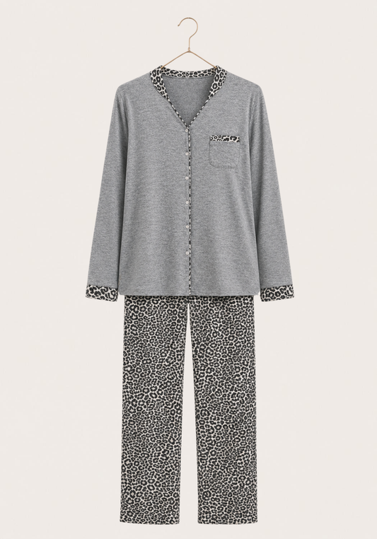 Button Long Sleeve Pajamas: Plain Top Leopard Print Pants (Vis Els)