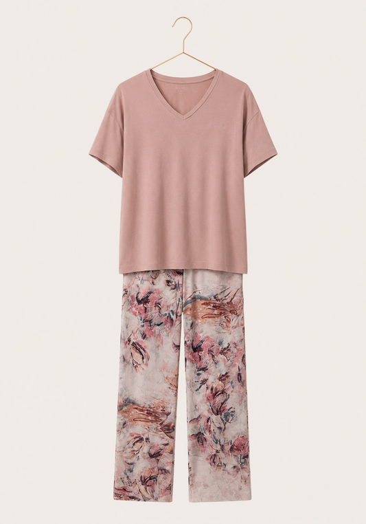 Pajamas: Short Sleeve Top (Viscose Lycra) And Pants (100% Viscose)