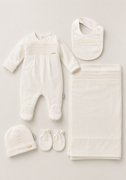 Babies Essential Set Of 5 Pieces: Romper, Hat, Bib, Blanket, Mittens