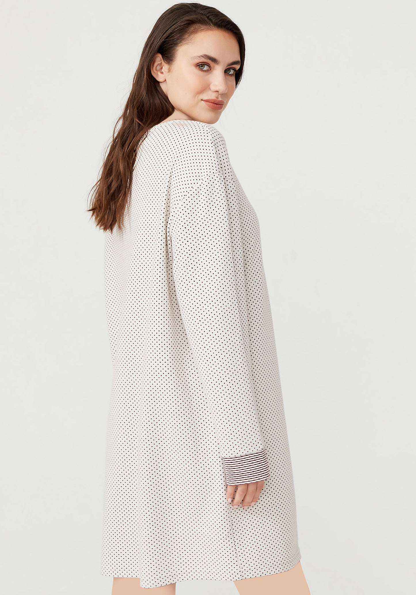 قميص نوم بأكمام طويلة من PLUS