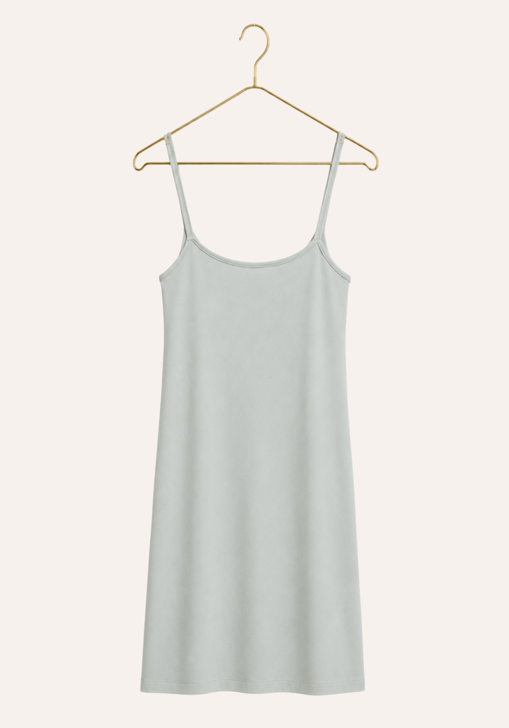 طقم من قميص نوم قصير سادة بحمالات كتف زائد روب قصير بطبعة زهور