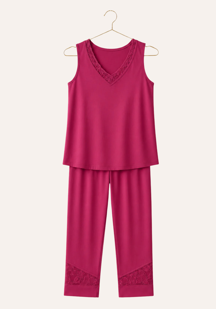 Modal Pajama: Sleeveless Top And Bermuda Pants With Lace Details