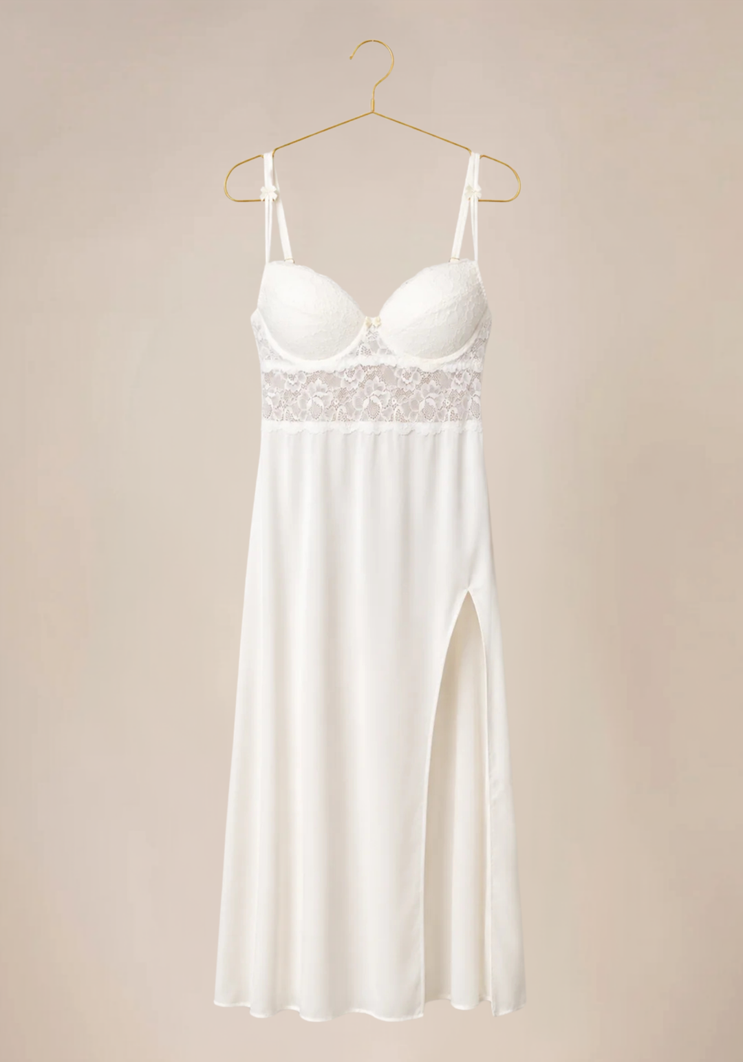 Bridal Long Robe Set: Shoulder Strap Padded Bra Long Gown And Long Robe With Lace Detail