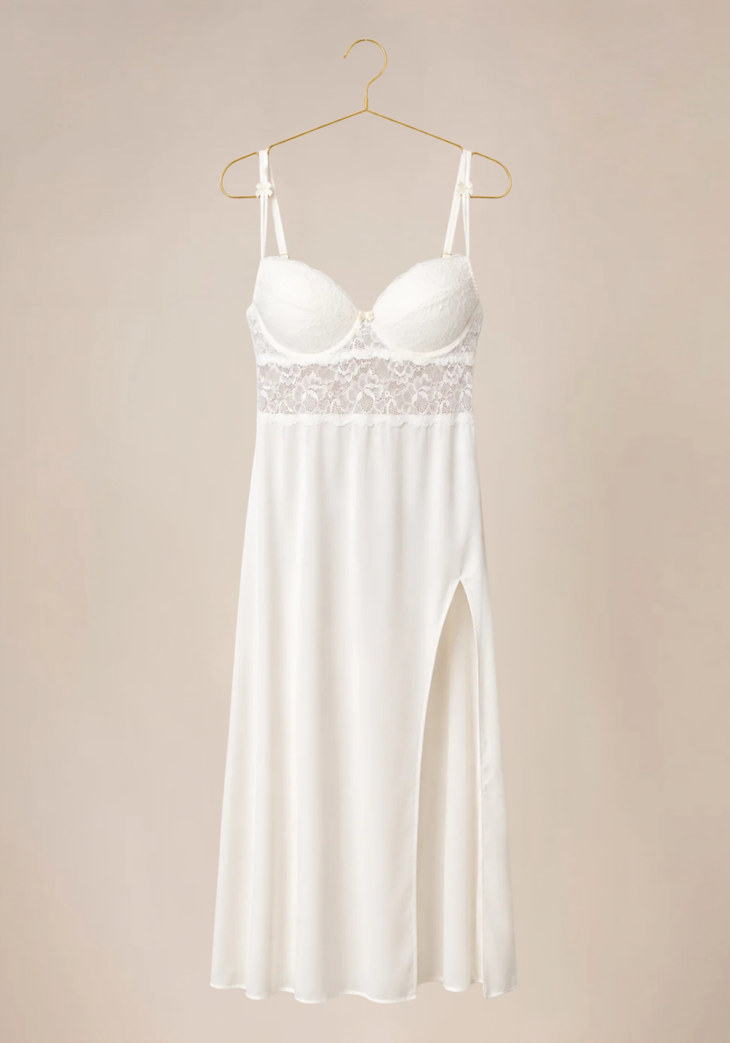 Bridal Long Robe Set: Shoulder Strap Padded Bra Long Gown And Long Robe With Lace Detail