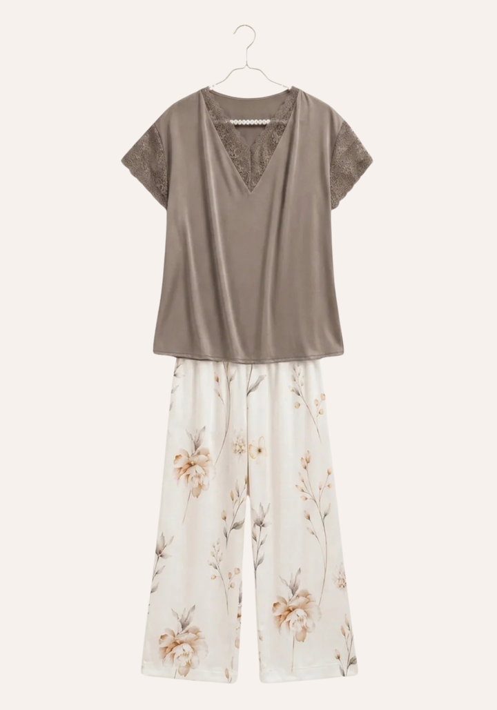 Lingerie Pajama: Satin Mega Sleeve V-Lace Shoulder Lace Plain Top And Satin Printed Pants