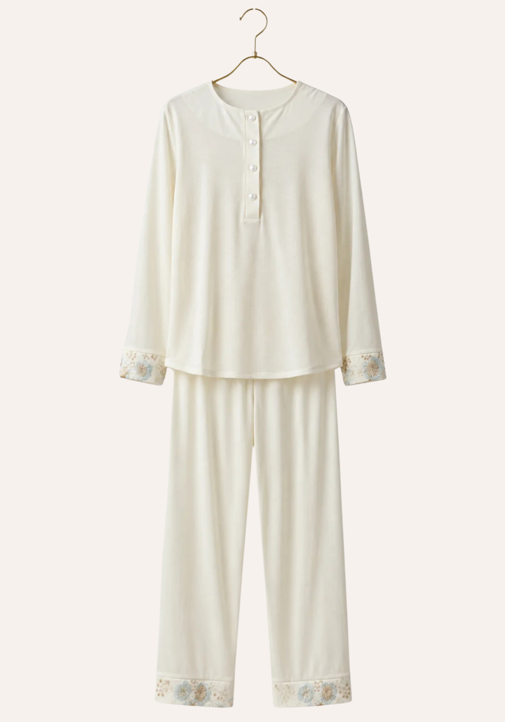 Maternal 3-Pieces Pajamas: Long Sleeve Buttoned Top And Pants And Long Sleeve Organza Robe