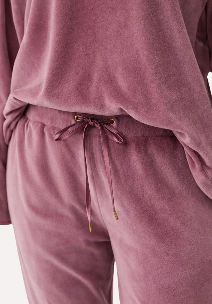 Long Sleeve Pajamas (Pes Els)