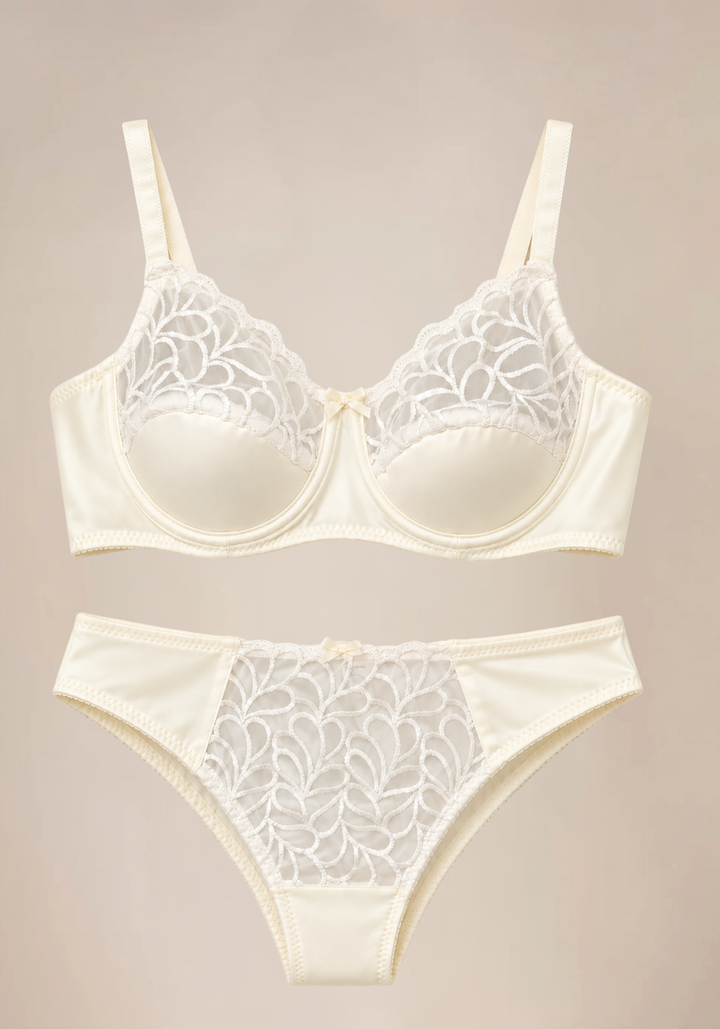 Bridal Bra Set: Half Plain Padded Half Dantel Cup Bra And Panty With Dantel Detail