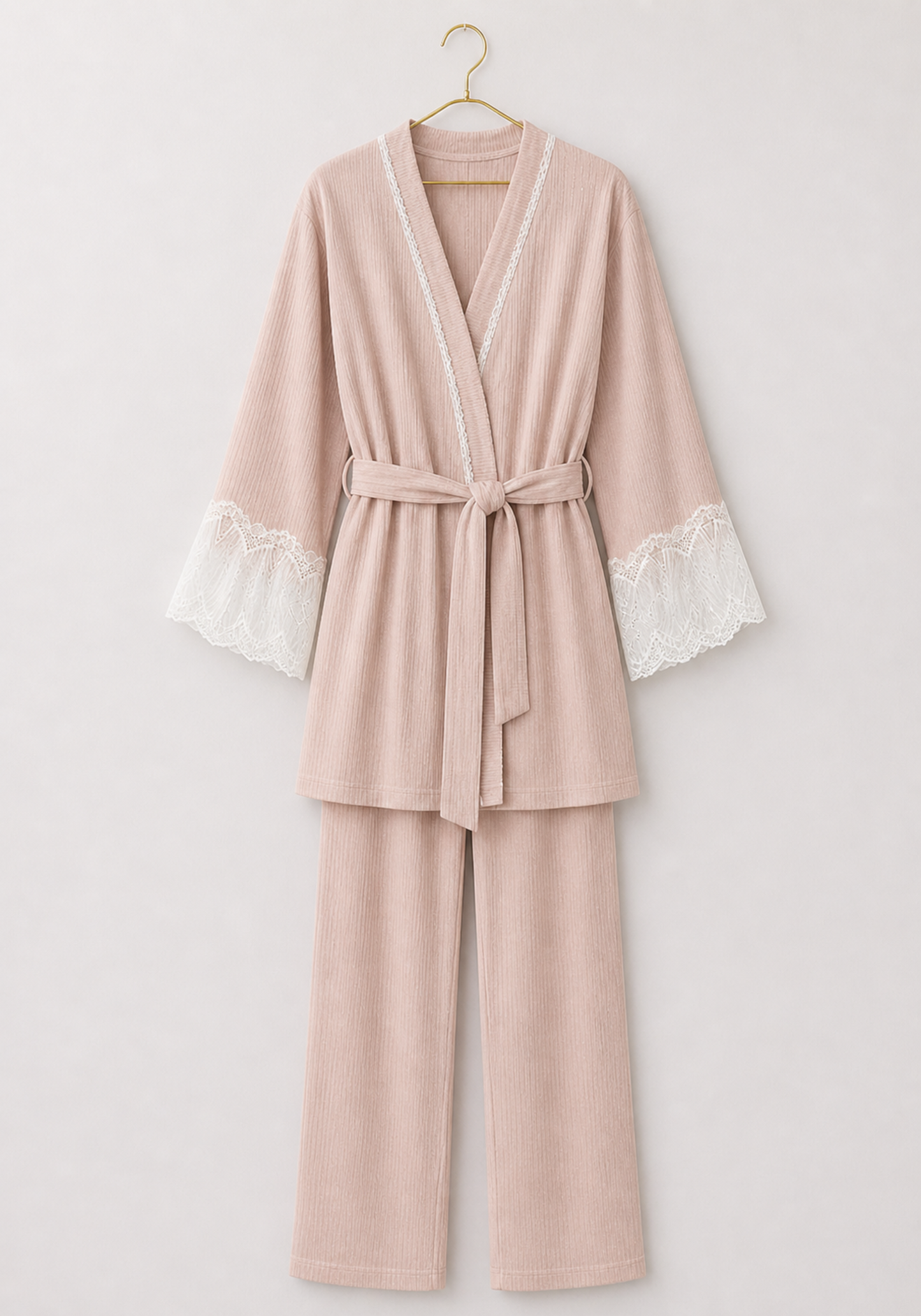 Maternal 3 Pieces Set: Pajamas With Long Robe