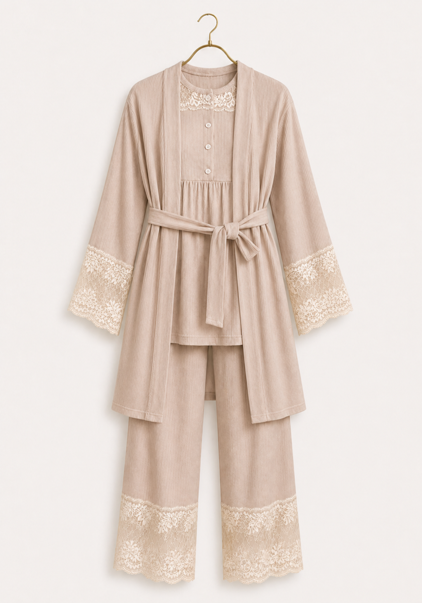 Maternal 3 Pieces Set: Pajamas With Long Robe