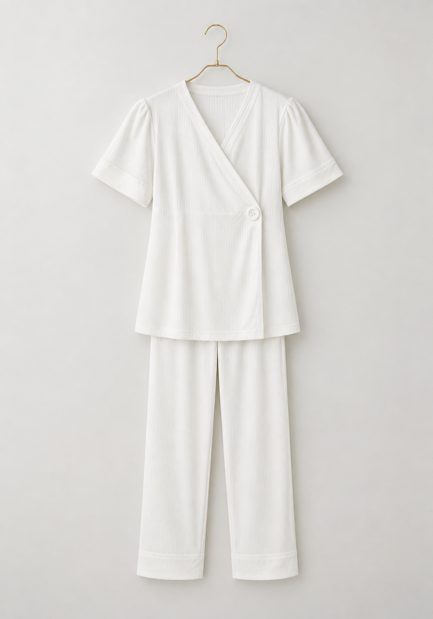 Maternal 3 Pieces Set: Pajamas With Long Robe