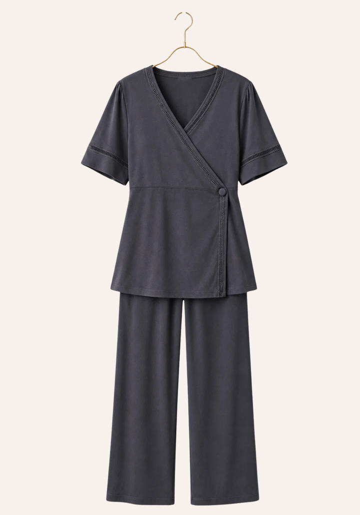 Short Sleeve Top And Pants And Short Sleeve Robe Set