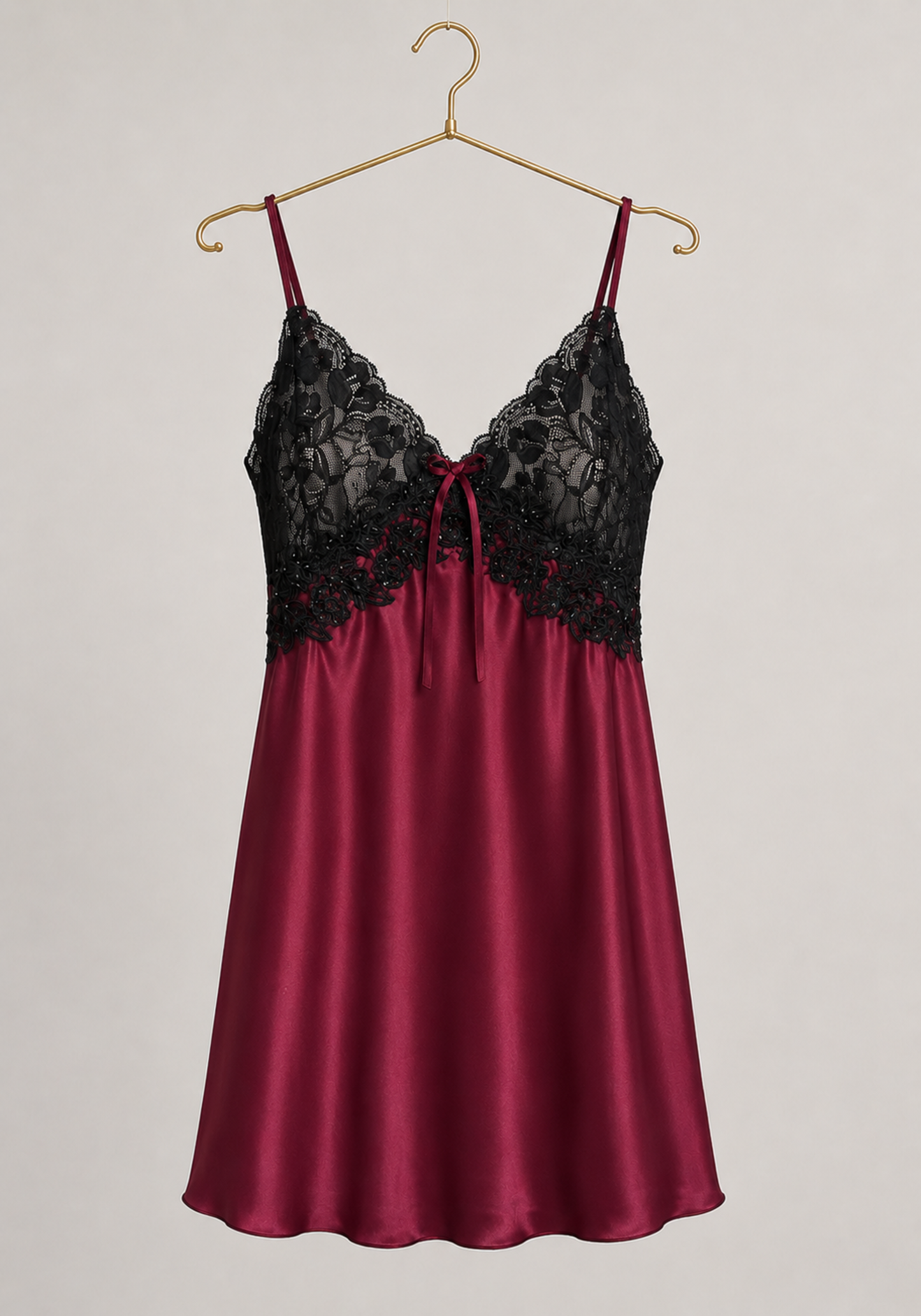 Satin Babydoll: Shoulder Strap With Dantel Cups And Applique Under Cups