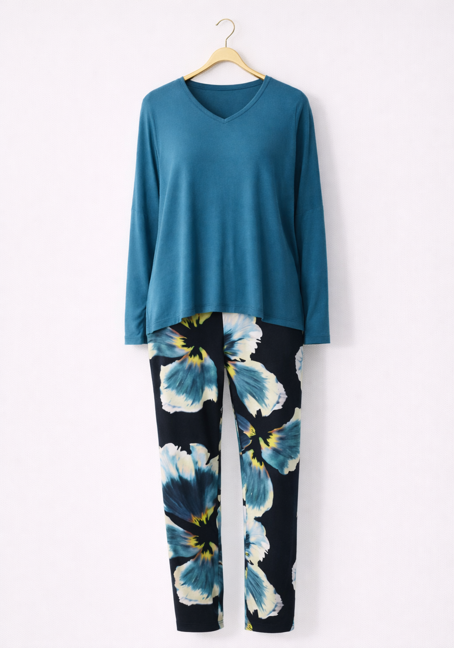 Long Sleeve Pajamas (Vis Els)