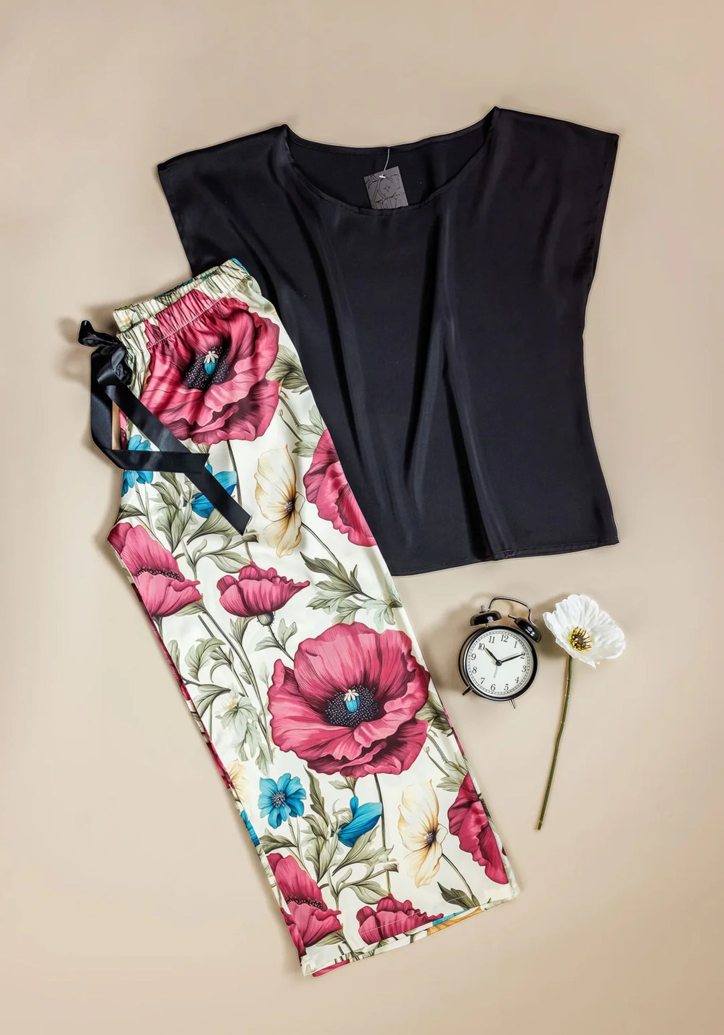 LNGR Sleeveless Satin Pajama